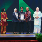 UM DIIKTIRAF UNIVERSITI PERTAMA MELAKSANAKAN INDEKS KECEMERLANGAN KUALITI PENDIDIKAN TINGGI KOMPREHENSIF 